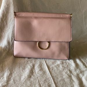 Large Clutch